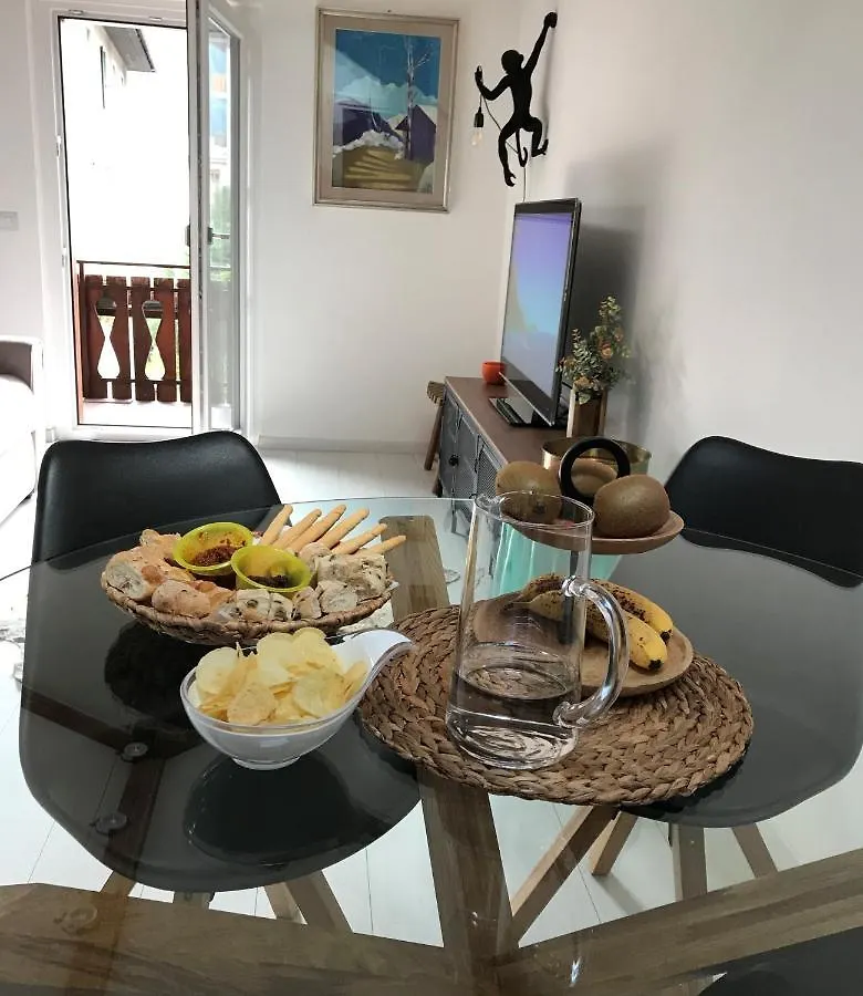 The Bijoux - Dolomites Apartment Agordo